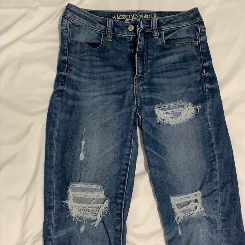 American Eagle Ripped Medium Wash Jeans